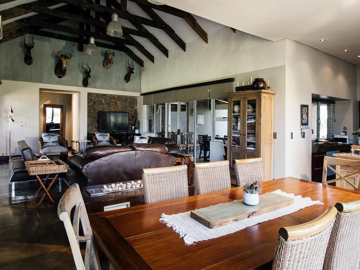 Buffalo Thorn Tree Lodge Swartruggens Dış mekan fotoğraf